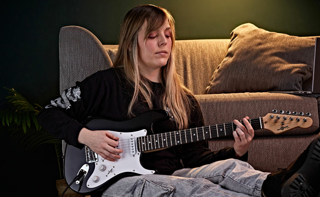 How to Play Guitar – A Guide for Beginners